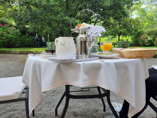 Imagen del bar/restaurante del Hotel Casona El Arral. Foto 5