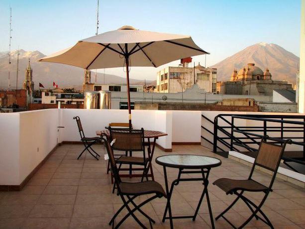 Imagen del bar/restaurante del Hotel Casona Terrace. Foto 2