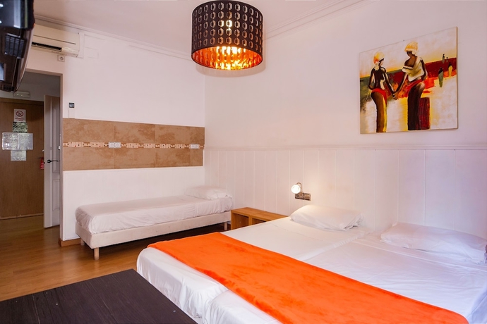 Imagen de la habitación del Hotel Casp Green House. Foto 5
