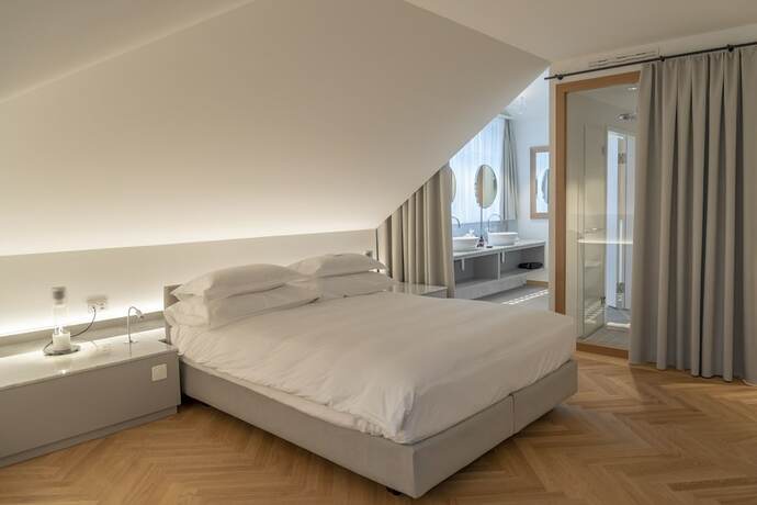 Imagen de la habitación del Hotel Caspar. Foto 18