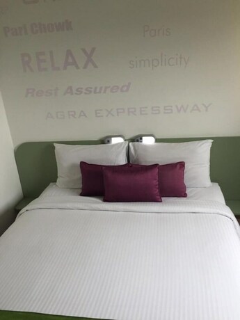 Imagen de la habitación del Hotel Caspia Pro Greater Noida. Foto 21