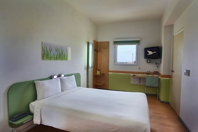 Imagen de la habitación del Hotel Caspia Pro Greater Noida. Foto 29