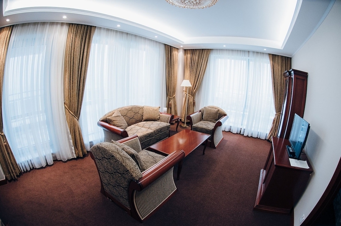 Imagen de la habitación del Hotel Caspian Riviera Grand Palace. Foto 2