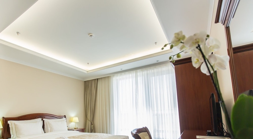 Imagen de la habitación del Hotel Caspian Riviera Grand Palace. Foto 8