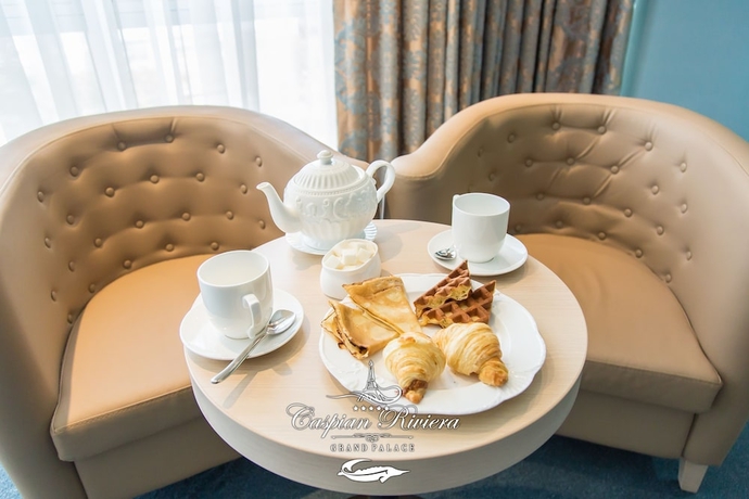 Imagen de la habitación del Hotel Caspian Riviera Grand Palace. Foto 14