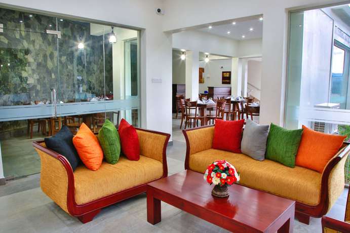 Imagen de los interiores del Hotel Cassendra. Foto 16