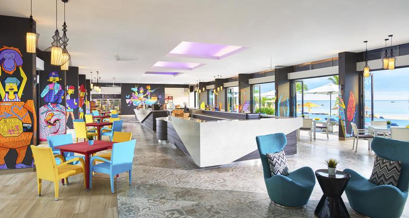 Imagen de los interiores del Hotel Cassia Bintan. Foto 8