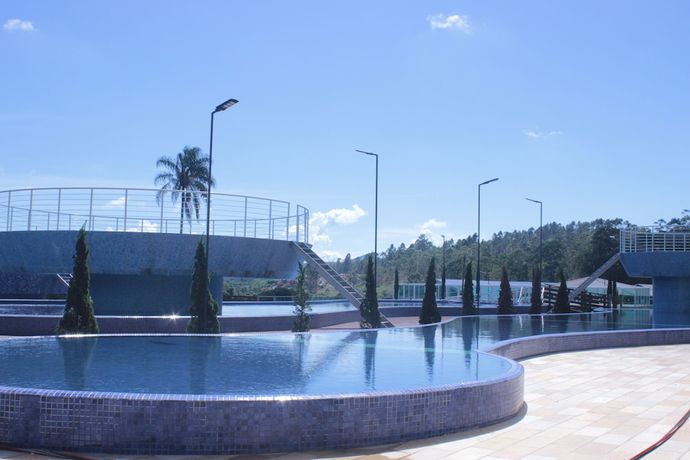 Imagen de la piscina del Hotel Cassino All Inclusive Resort Po&ccedil;os de Caldas. Foto 17