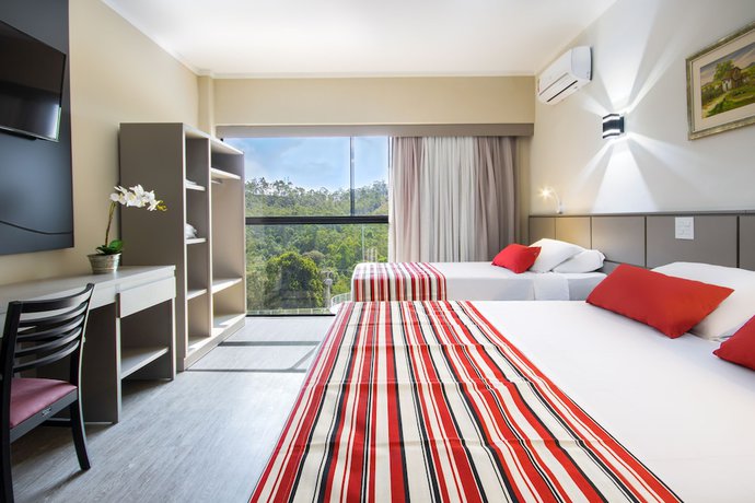 Imagen de la habitación del Hotel Cassino All Inclusive Resort Po&ccedil;os de Caldas. Foto 10