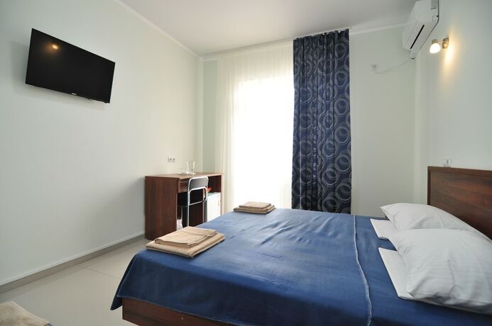 Imagen de la habitación del Hotel Cassis. Foto 20