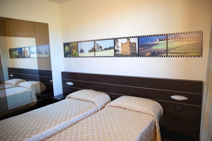 Imagen de la habitación del Hotel Casta. Foto 18