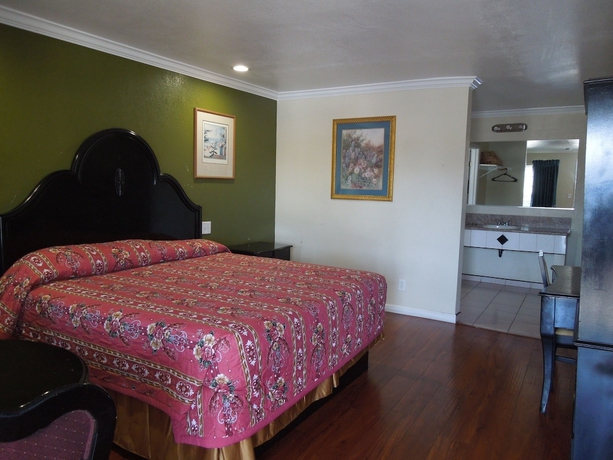Imagen de la habitación del Hotel Castaway Motel. Foto 4