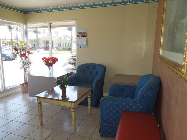 Imagen de los interiores del Hotel Castaway Motel. Foto 17