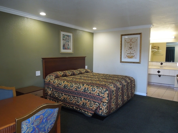 Imagen de la habitación del Hotel Castaway Motel. Foto 5