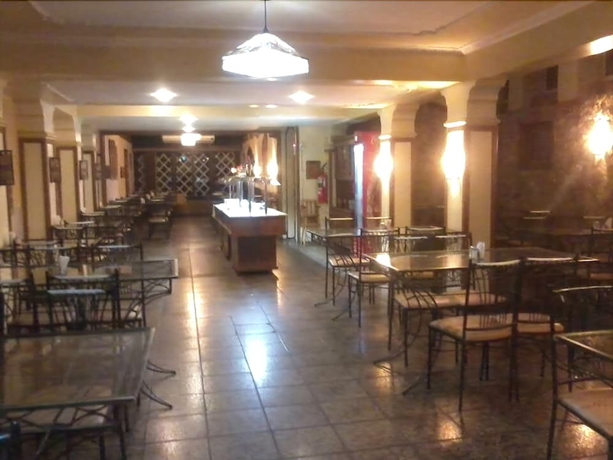 Imagen del bar/restaurante del Hotel Castel, Canoas. Foto 4