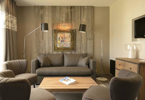 Imagen de la habitación del Hotel Castel Clara Thalasso and Spa. Foto 7