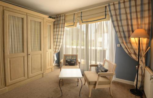 Imagen de la habitación del Hotel Castel Clara Thalasso and Spa. Foto 8