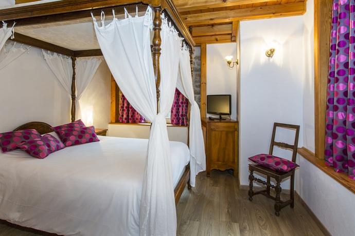 Imagen de la habitación del Hotel Castel Damandre. Foto 5