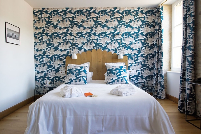 Imagen de la habitación del Hotel Castel De Tres Girard. Foto 7