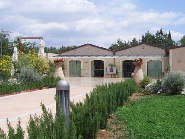 Imagen general del Hotel Castel Del Monte Park. Foto 6
