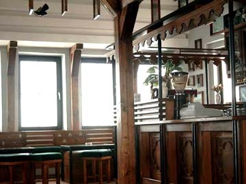 Imagen del bar/restaurante del Hotel Castel Dracula. Foto 2