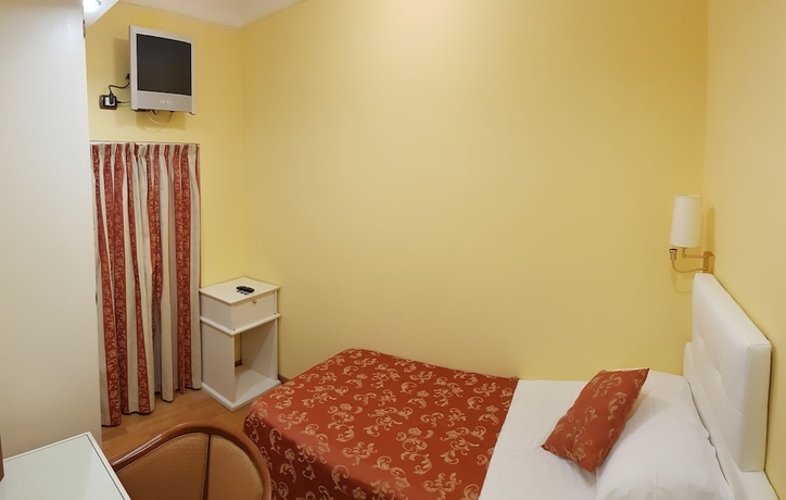 Imagen de la habitación del Hotel Castel Gandolfo. Foto 4