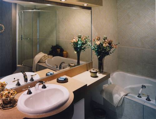 Imagen de la habitación del Hotel Castel, Granby. Foto 11