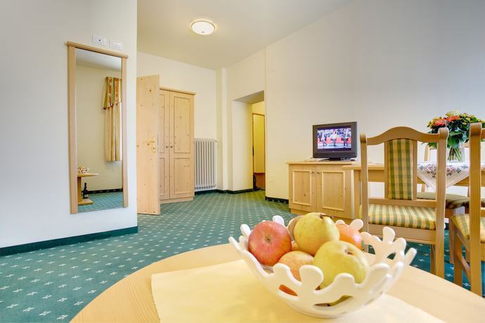 Imagen de la habitación del Hotel Castel Latemar, Carezza. Foto 13