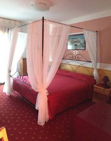 Imagen de la habitación del Hotel Castel Mani. Foto 3