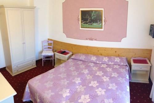 Imagen de la habitación del Hotel Castel Mani. Foto 5