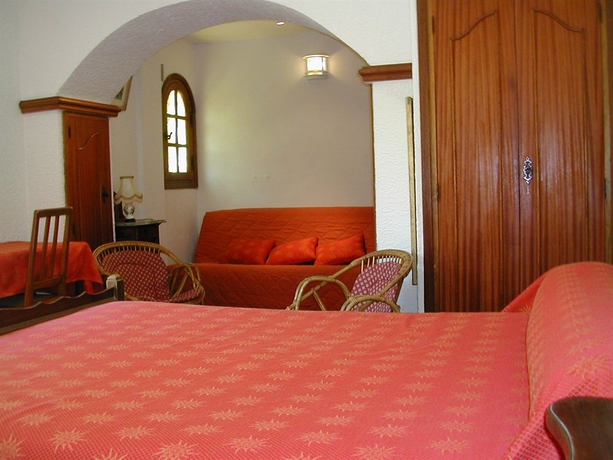 Imagen de la habitación del Hotel Castel Mistral. Foto 3