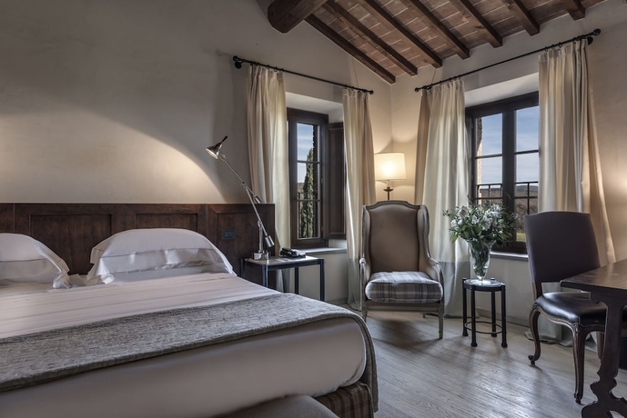 Imagen de la habitación del Hotel Castel Monastero. Foto 8