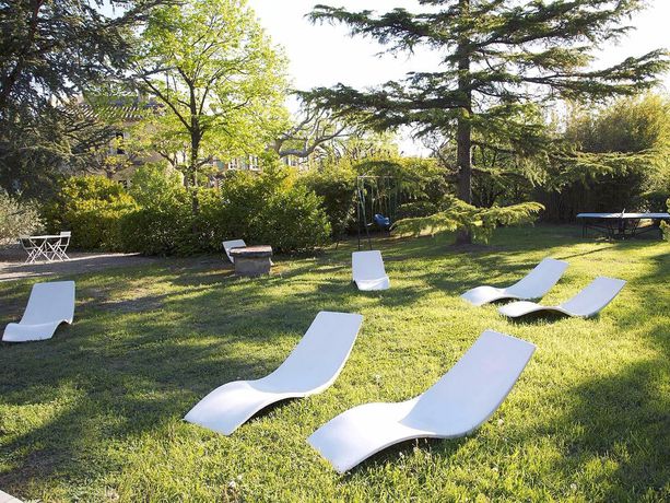Imagen de los exteriores del Hotel Castel Mouisson. Foto 7