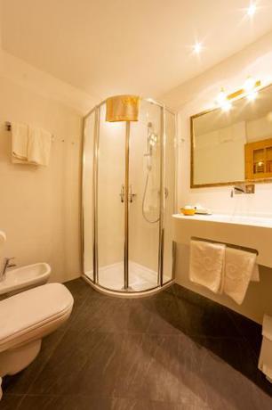 Imagen de la habitación del Hotel Castel Oswald von Wolkenstein. Foto 8