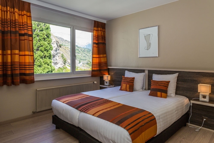 Imagen de la habitación del Hotel Castel, SION. Foto 10