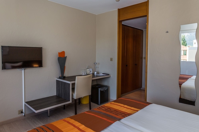 Imagen de la habitación del Hotel Castel, SION. Foto 14