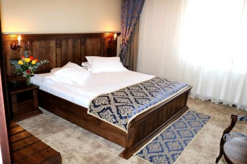 Imagen de la habitación del Hotel Castel Transilvania. Foto 8