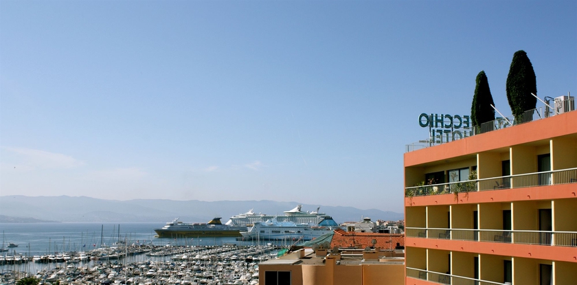 Imagen de los exteriores del Hotel Castel Vecchio, AJACCIO. Foto 7