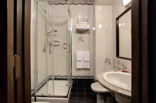 Imagen de la habitación del Hotel Castel Vecchio, ROCCA DI PAPA. Foto 14