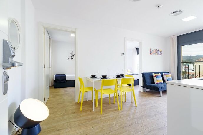 Imagen general del Hotel Castell Beach. Foto 8