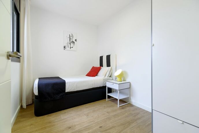 Imagen de la habitación del Hotel Castell Beach. Foto 18