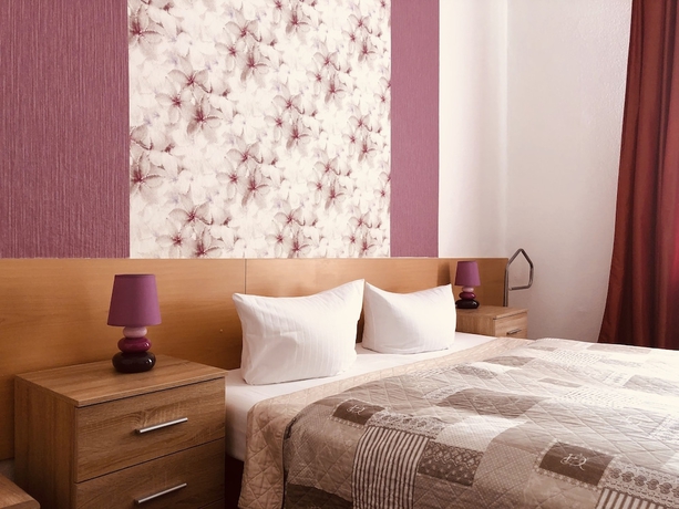 Imagen de la habitación del Hotel Castell, Berlín. Foto 2