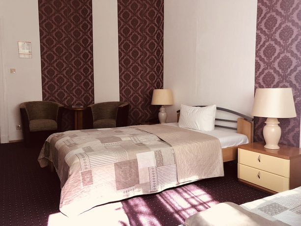 Imagen de la habitación del Hotel Castell, Berlín. Foto 6