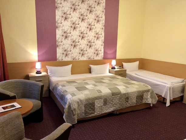 Imagen de la habitación del Hotel Castell, Berlín. Foto 16