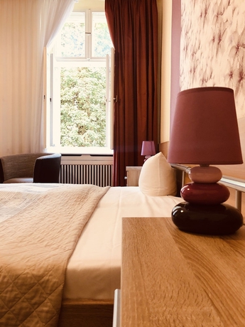 Imagen de la habitación del Hotel Castell, Charlottenburg. Foto 12