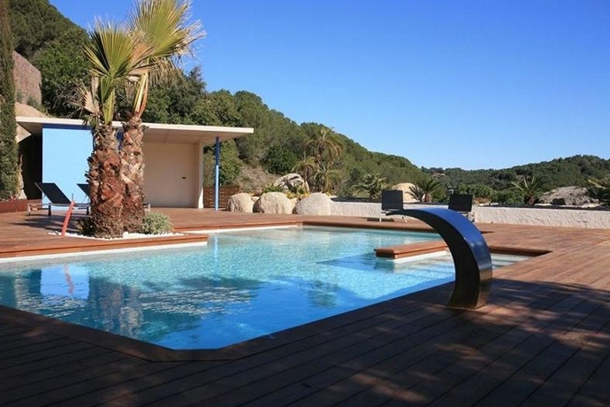 Imagen general del Hotel Castell De L Oliver. Foto 5