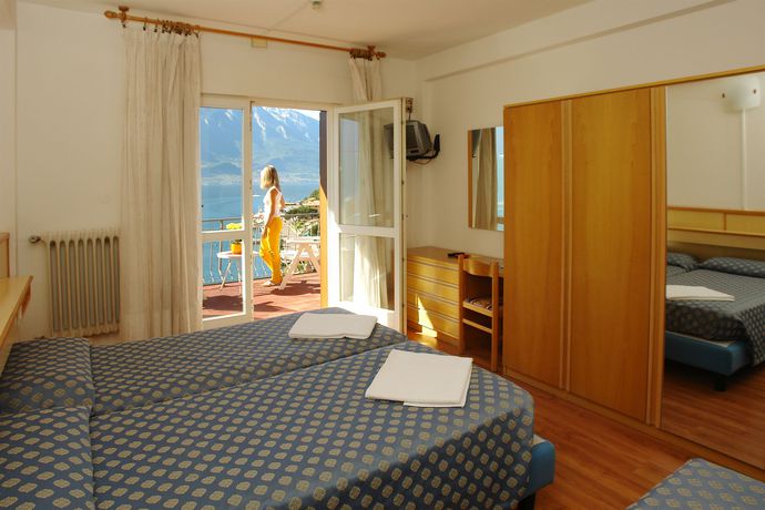 Imagen de la habitación del Hotel Castell, Limone sul Garda. Foto 9