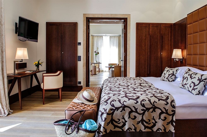 Imagen de la habitación del Hotel Castell Son Claret - The Leading Hotels Of The World. Foto 3