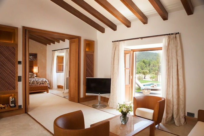 Imagen de los interiores del Hotel Castell Son Claret - The Leading Hotels Of The World. Foto 11