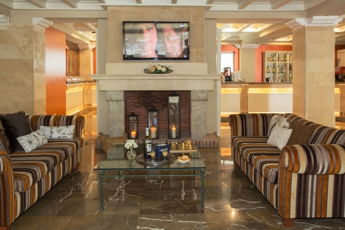 Imagen de los interiores del Hotel Castell dels Hams. Foto 12